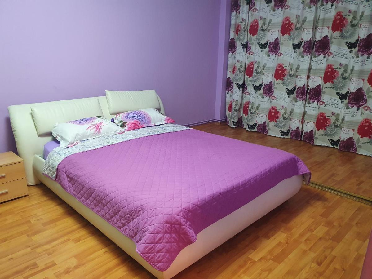 פלוייסטי Crema Apartaments מראה חיצוני תמונה
